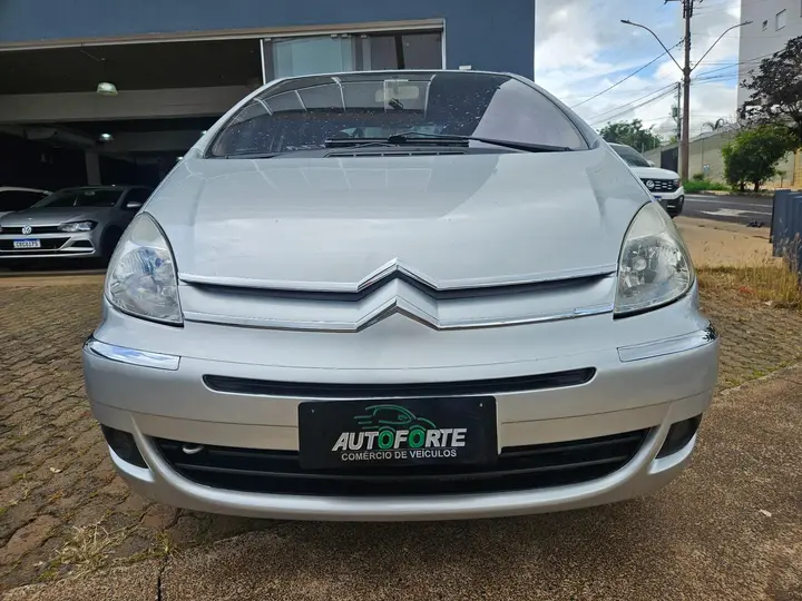 Citroën Xsara Picasso 2009/2010 seminovo em Araraquara