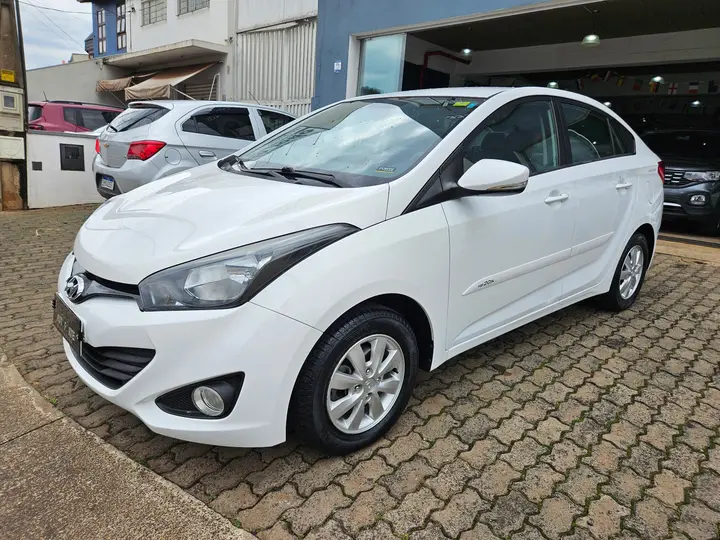 Hyundai HB20S 2015/2015 seminovo em Araraquara