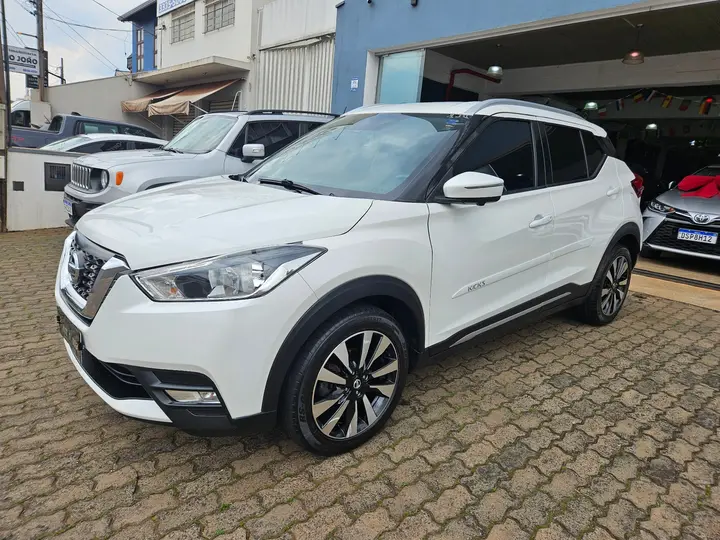 Nissan Kicks 2016/2017 seminovo em Araraquara