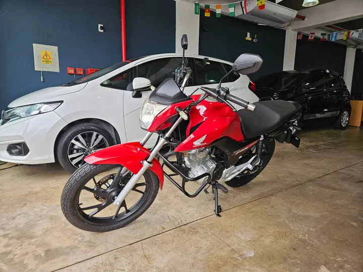 Honda CG-160 2017/2017 seminovo em Araraquara